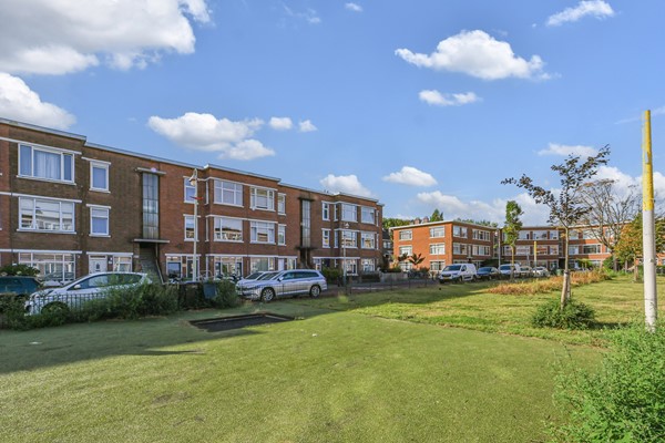 Medium property photo - Damasstraat 213, 2522 TP Den Haag